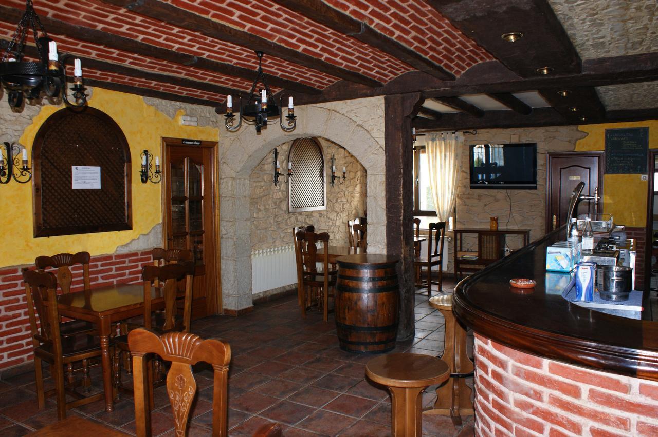 Hostal Carazo Torquemada Extérieur photo